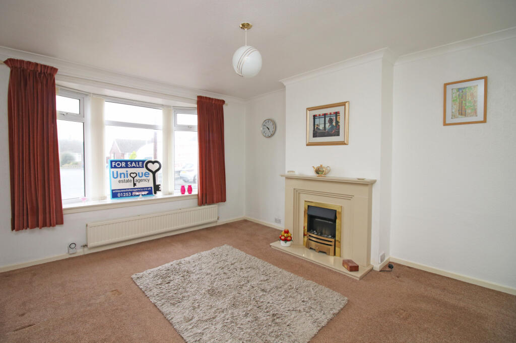 Vermont Grove,  Thornton-Cleveleys, FY5 photo 4