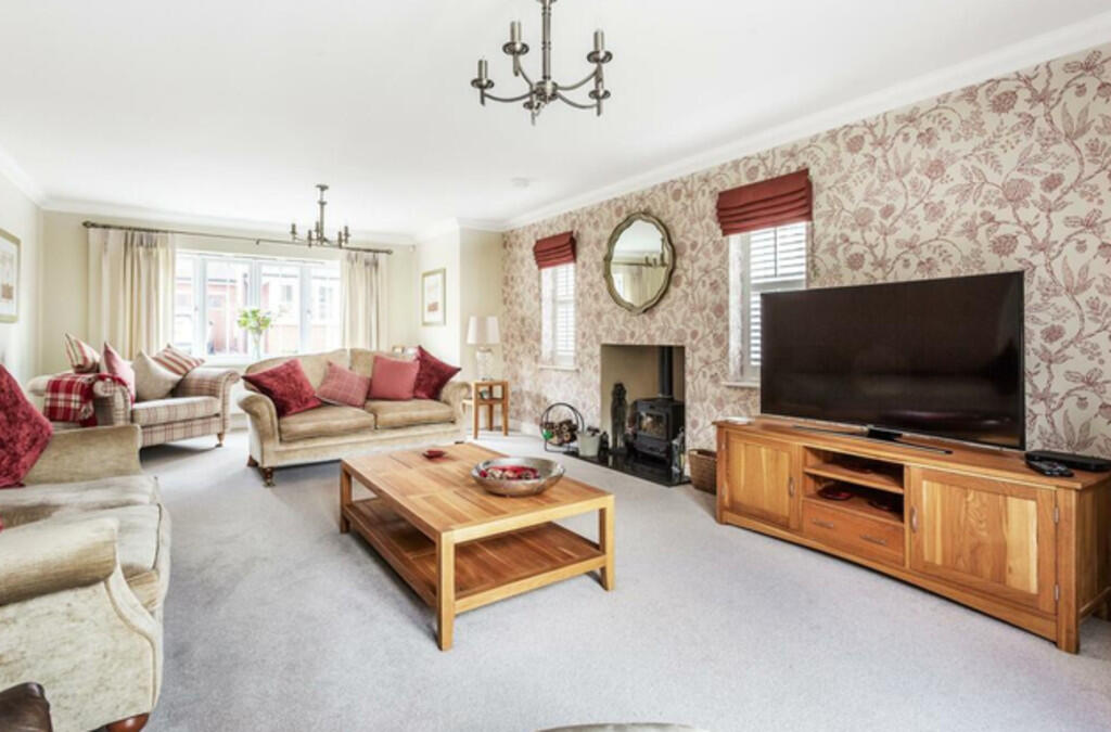 House in Redhill - View 5