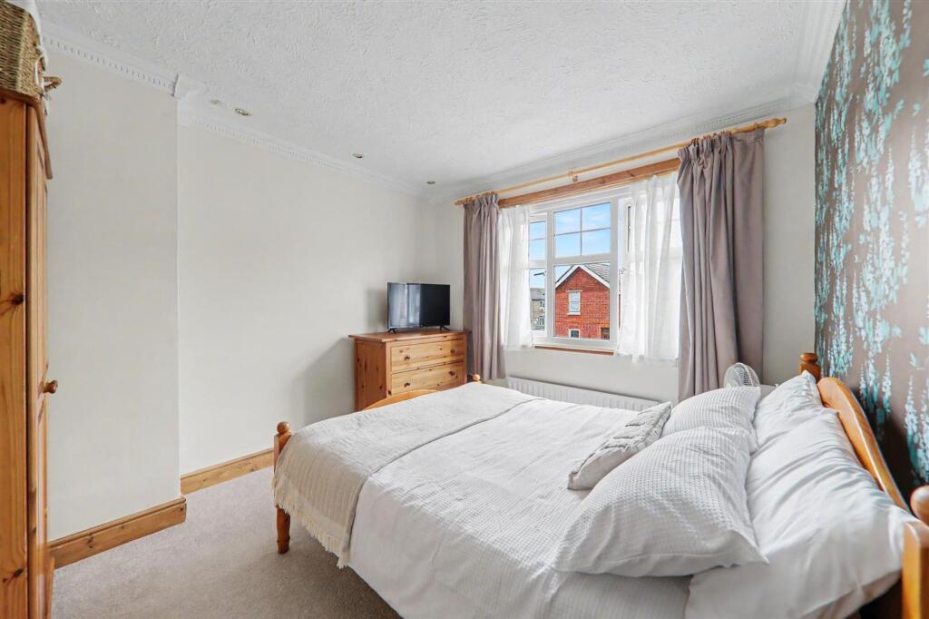 House in Brighton - View 5