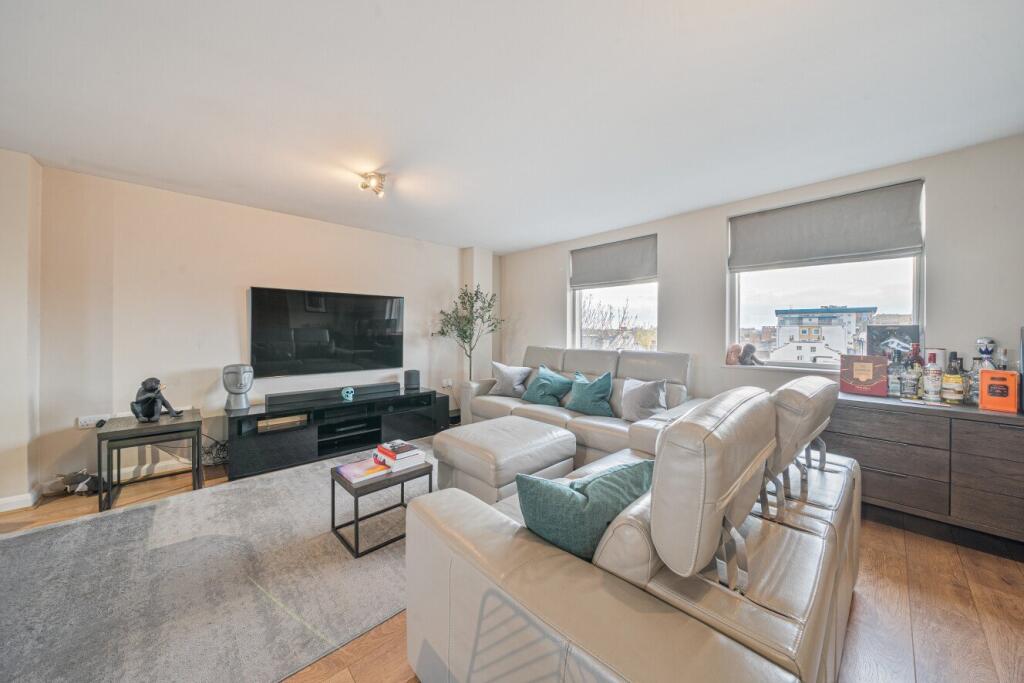 Main image of property: Elmfield Road, Balham, London, Attached, SW17