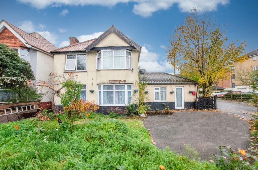 Main image of property: Bitterne Road West, Southampton, Hampshire, SO18