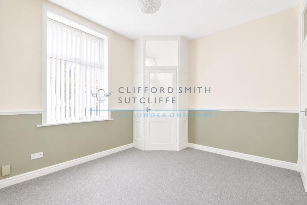 House in Burnley, Lancashire - View 3