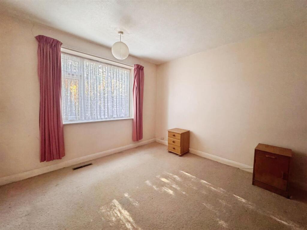 House in Leicester - More