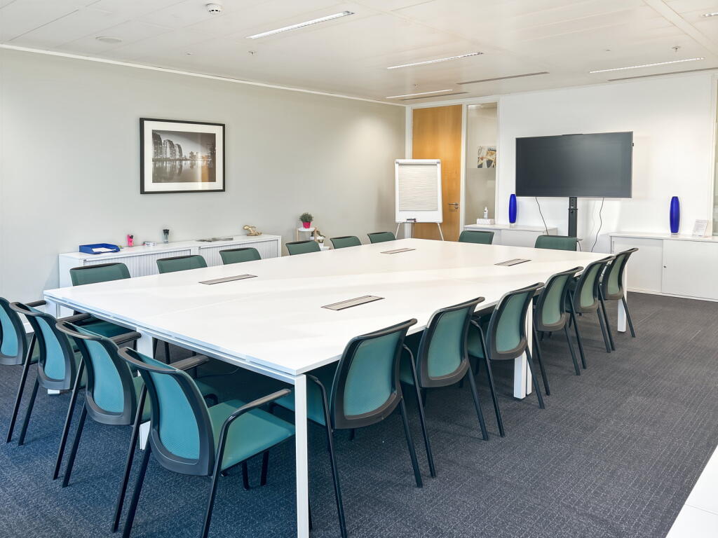 Photo 6
