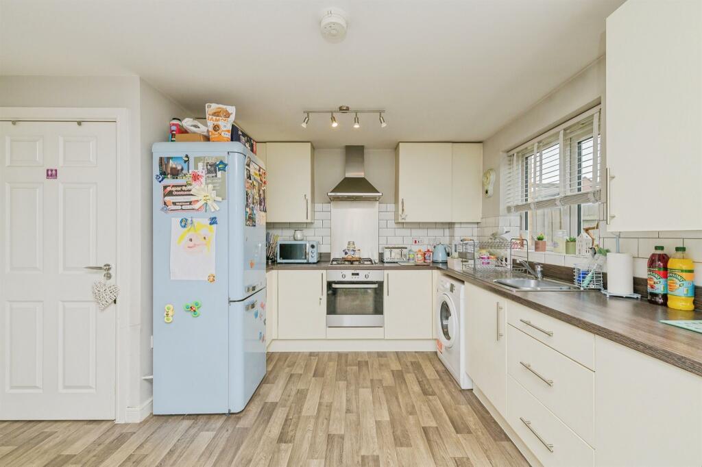Oleander Close, Tamworth - View 5