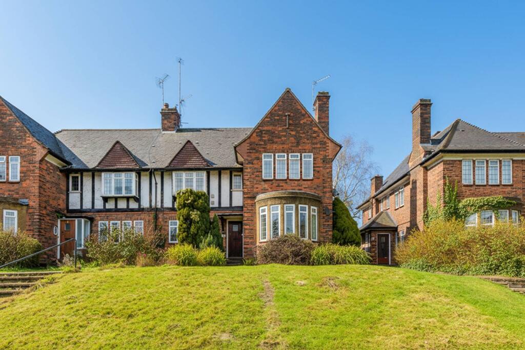 Main image of property: Lyttelton Road, Hampstead Garden Suburb, London, N2