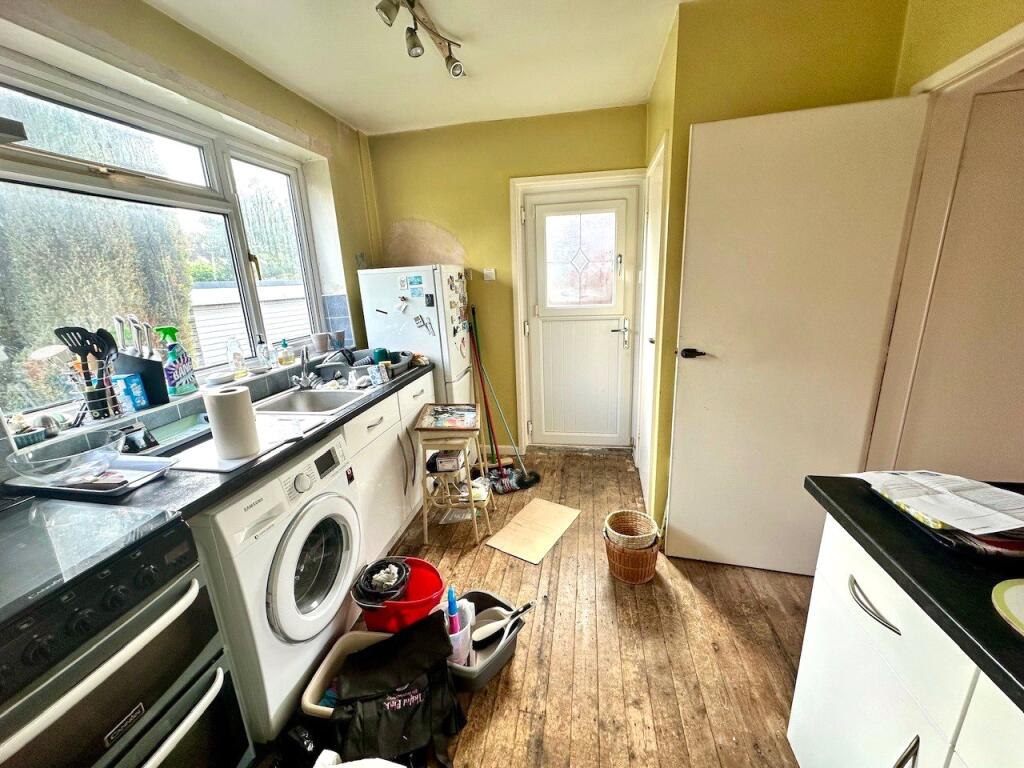 House in Wakefield - View 4