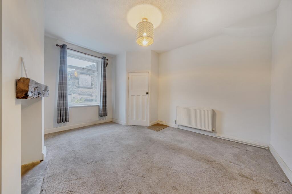 Banksfield Road, Mytholmroyd, Hebden Bridge, West Yorkshire, HX7 photo 3