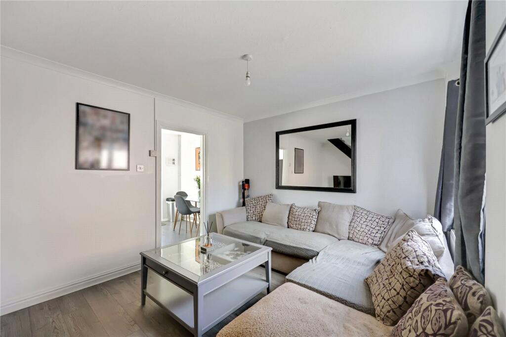 Venlock Close, Barnstaple, Devon photo 3