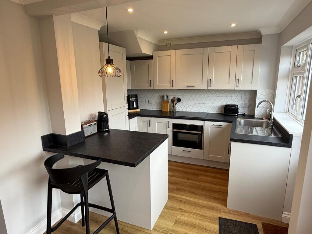 Chestnut Drive, Yeovil photo 4