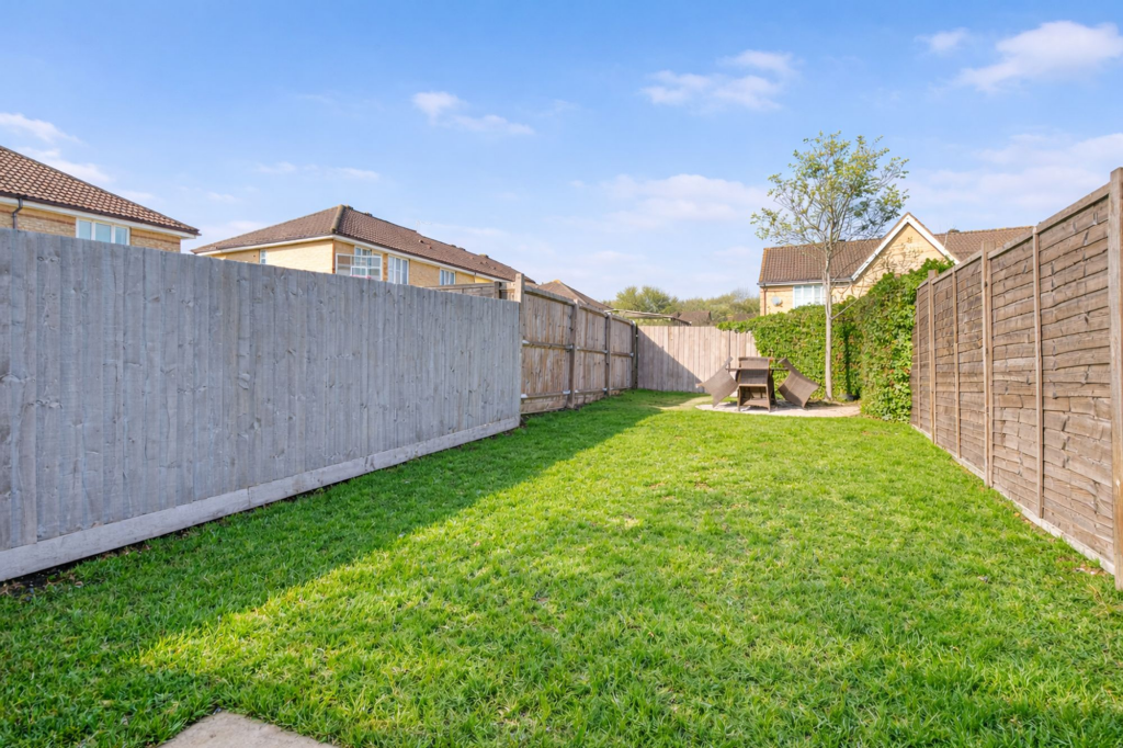 Balmerino Close, Monkston, MK10 photo 2