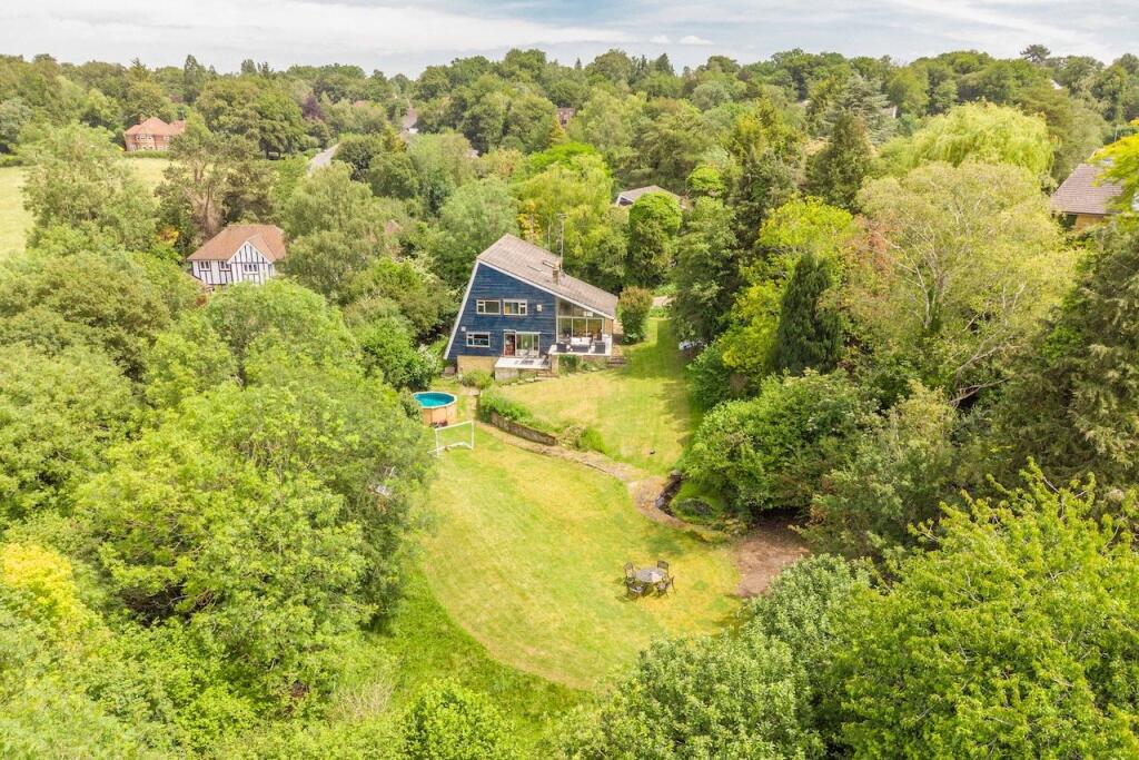 Main image of property: Hampden Hill, Beaconsfield, HP9