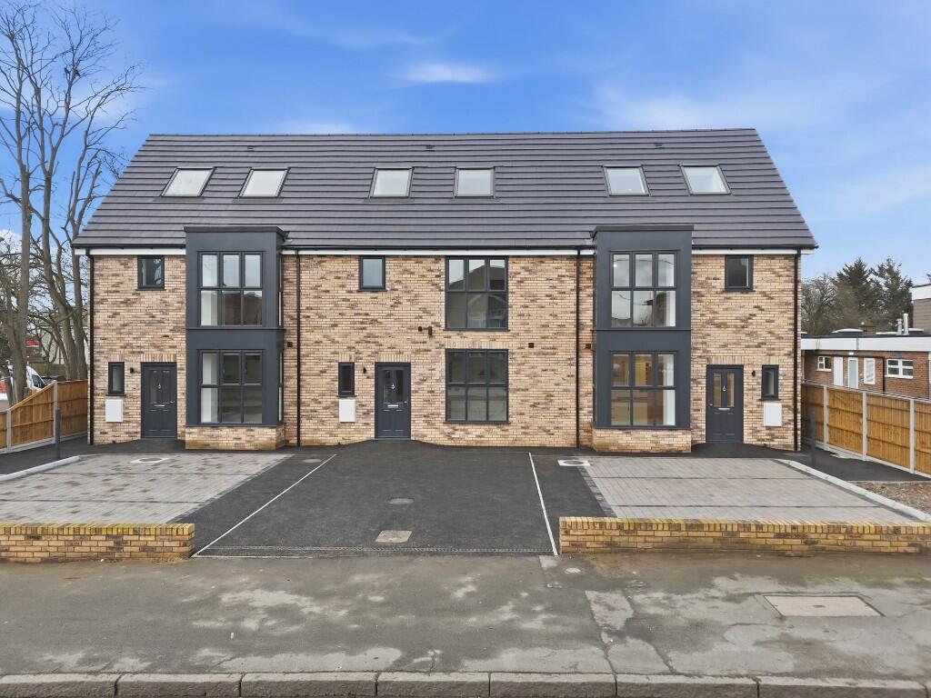 Main image of property: GIFFORDS CROSS ROAD, Corringham 