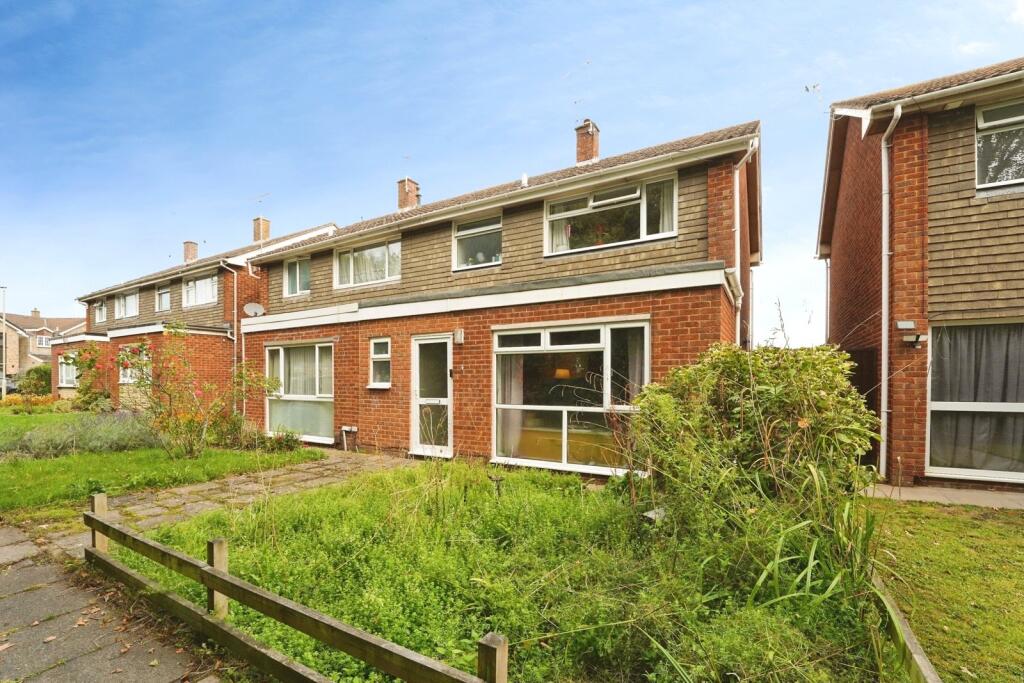 Main image of property: Cheyney Close, Gloucester, Gloucestershire, GL4