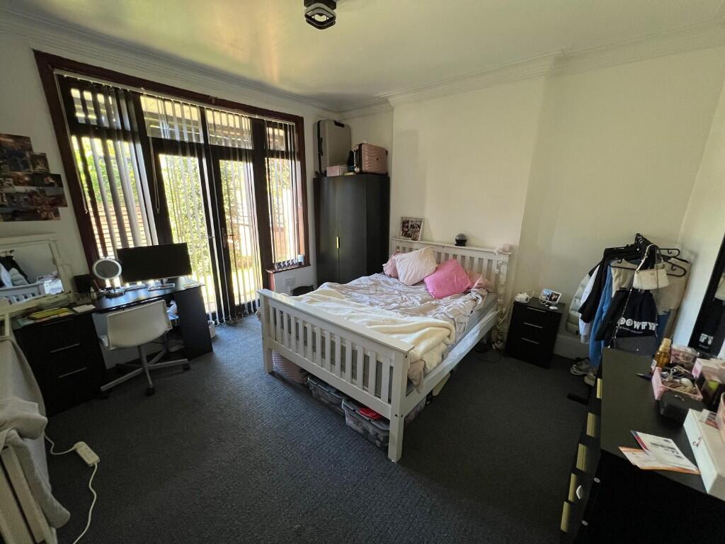 House in Nottingham - View 3