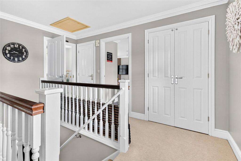 House in Reading - View 4