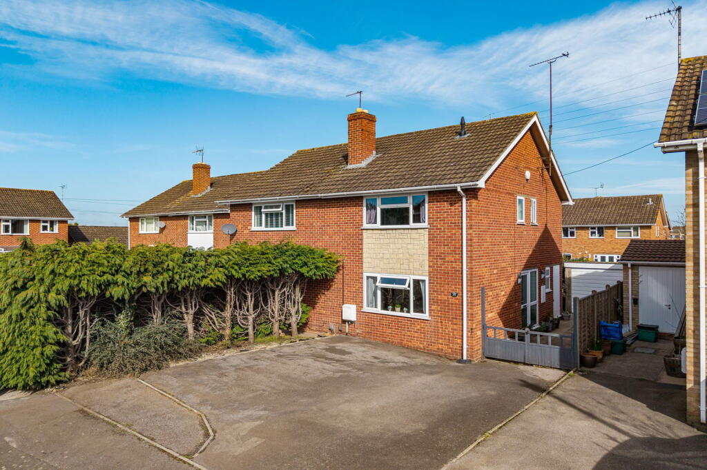 Main image of property: Stanwick Drive, Wymans Brook, Cheltenham, GL51