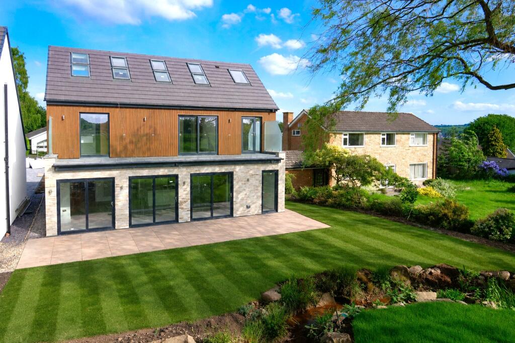 Sunhill Drive, Baildon, Shipley, West Yorkshire, BD17