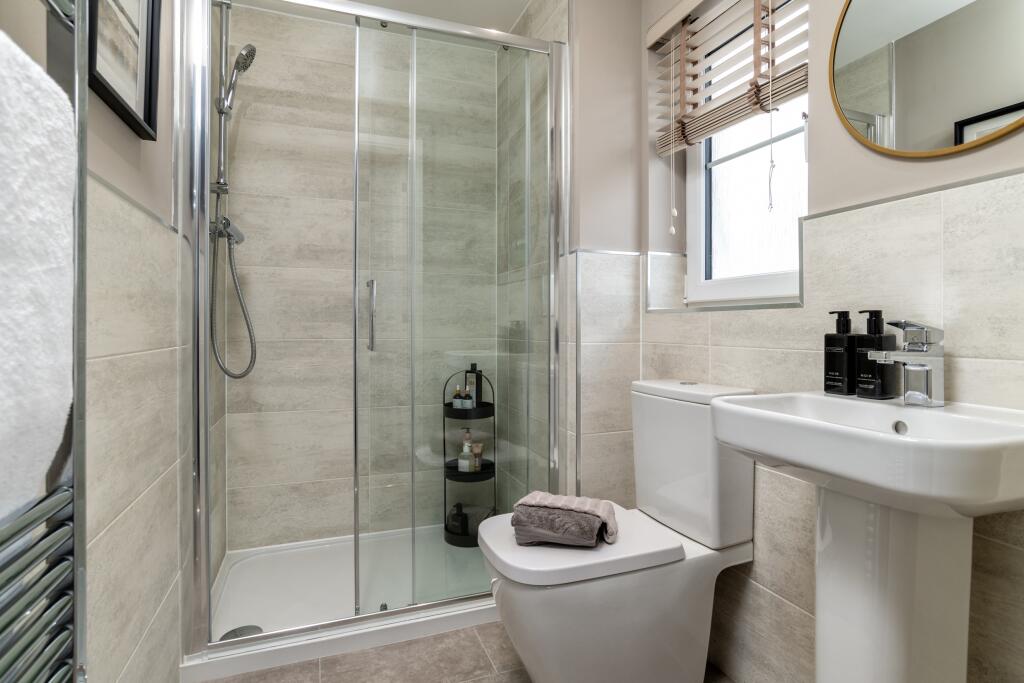 House in Motherwell - More
