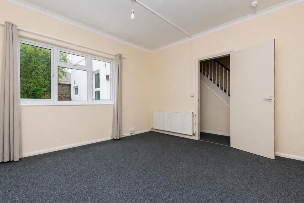 Gordon Road, Canterbury, Kent, CT1 photo 2