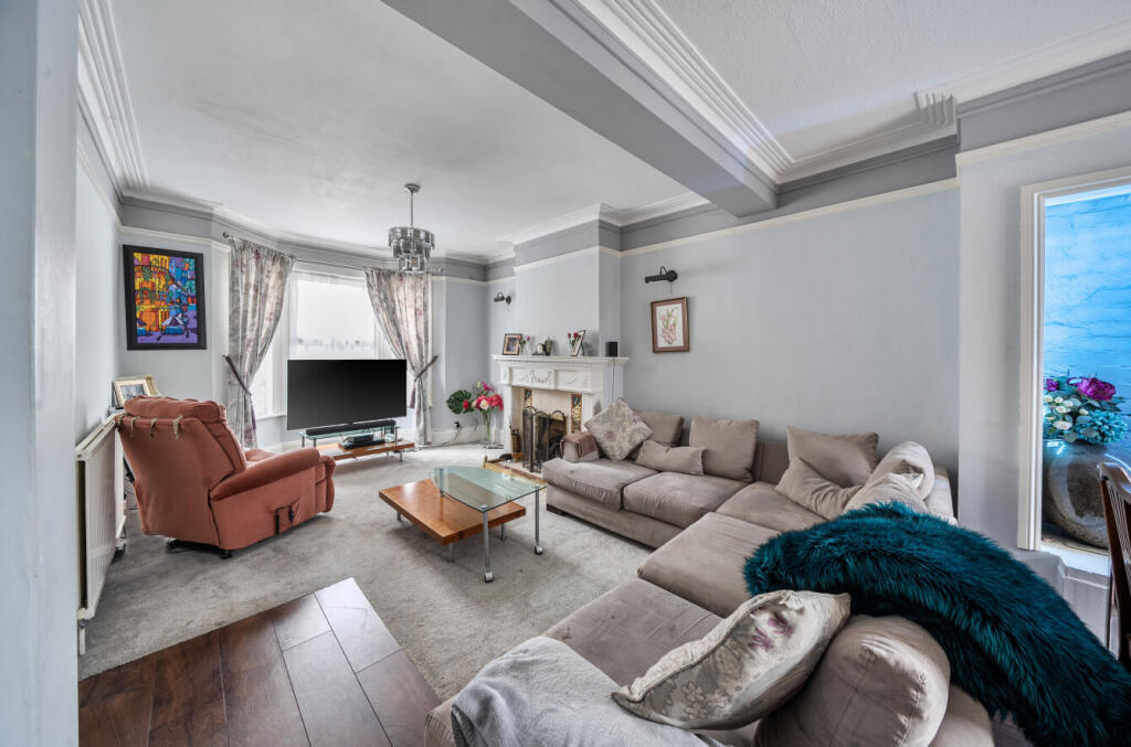 Kirby Road, Dunstable, Bedfordshire photo 2