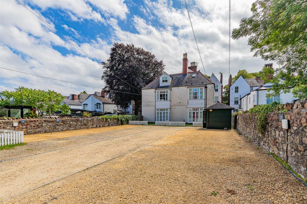Property photo 9