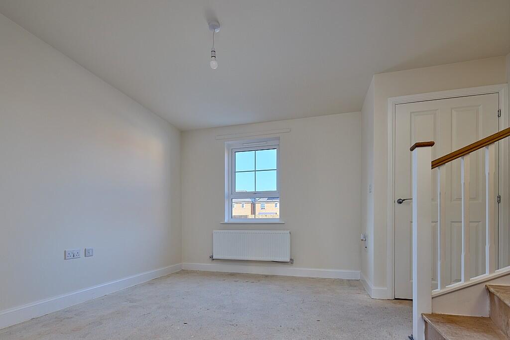 Lancaster Gardens, Harworth, 
Bass, 
DN11 9HA photo 4