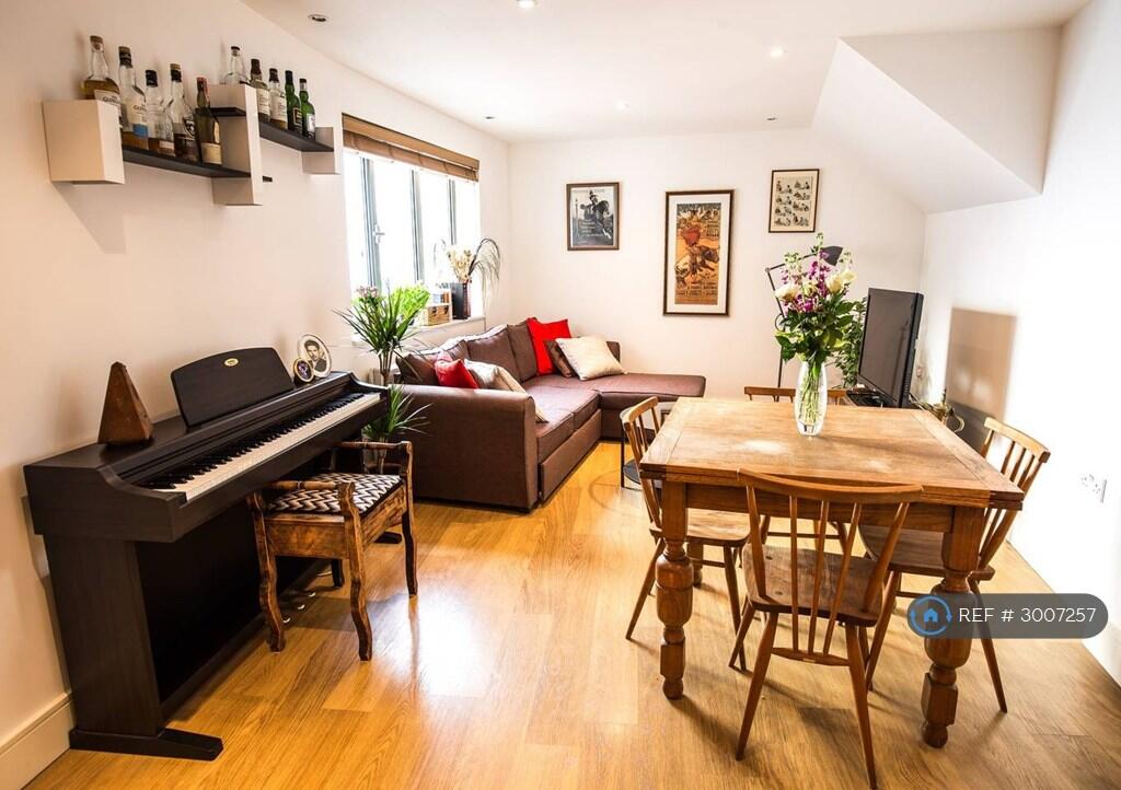 Apartment in London - View 4
