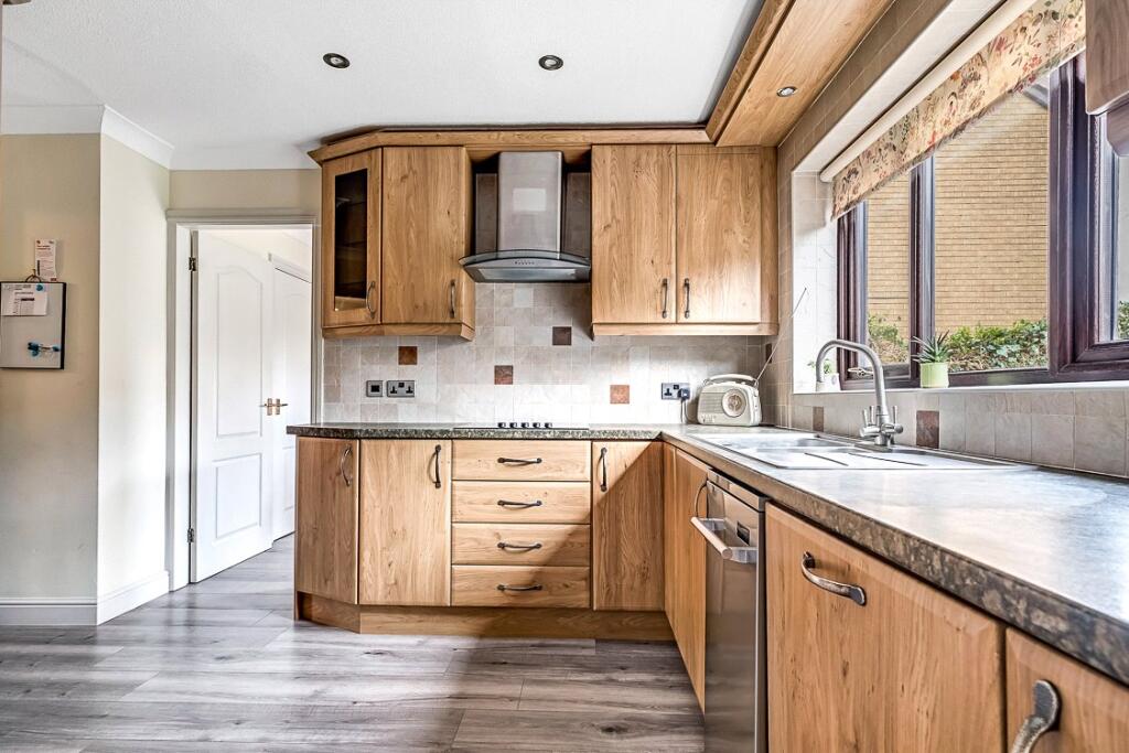 Brigsteer Close, Clayton Le Moors, Accrington, Lancashire, BB5 photo 3