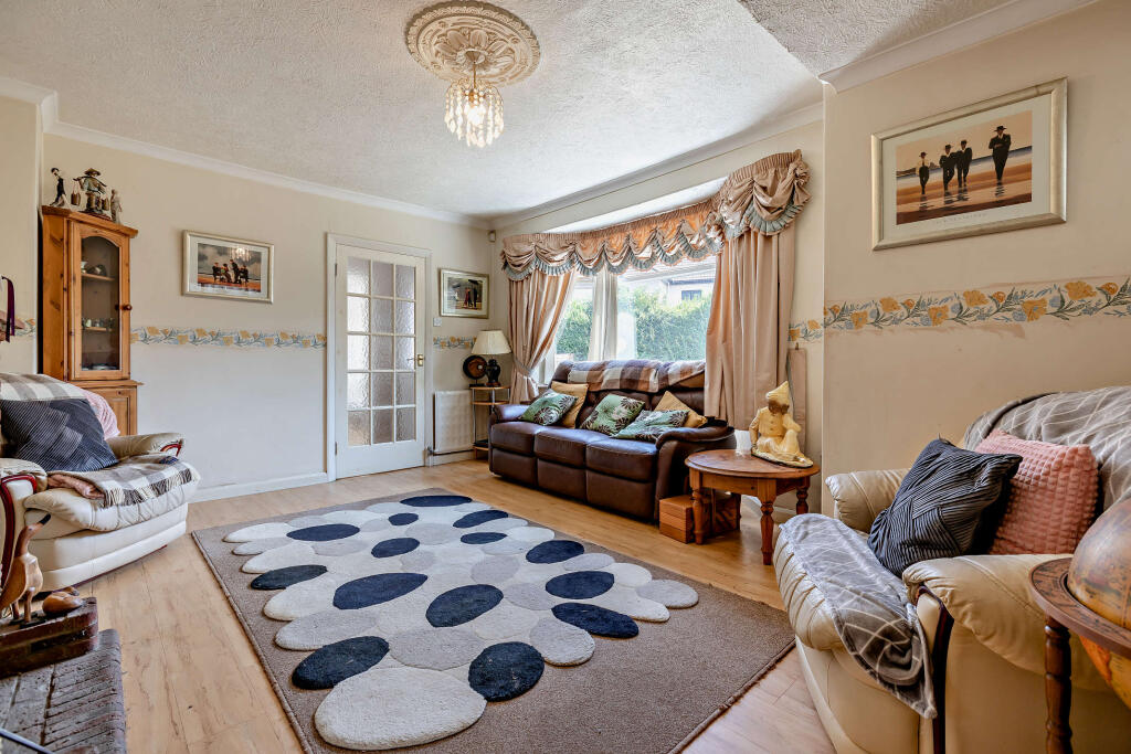 House in Taunton - View 4