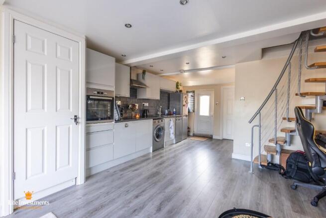 Kitchen-Diner-Lounge