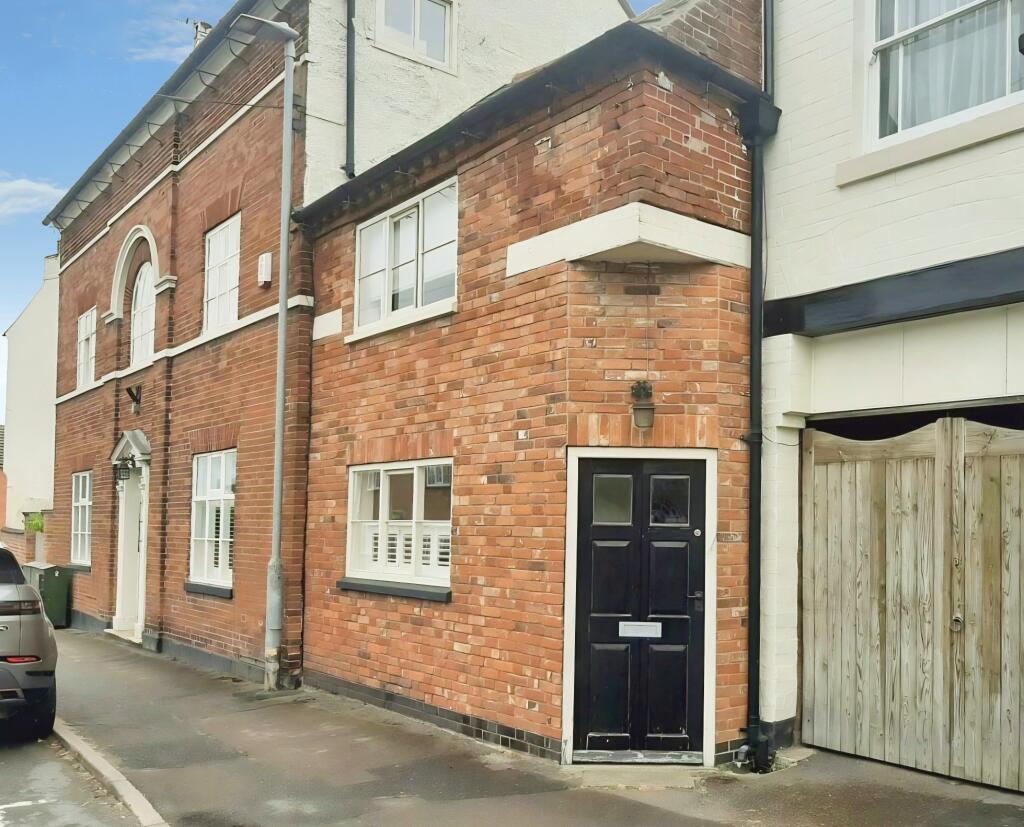 Main image of property: High Street, Kibworth Beauchamp, Leicester, Leicestershire