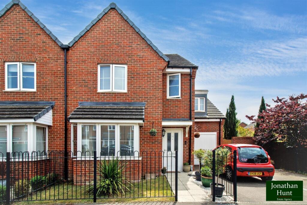Stearn Way, Buntingford photo 2