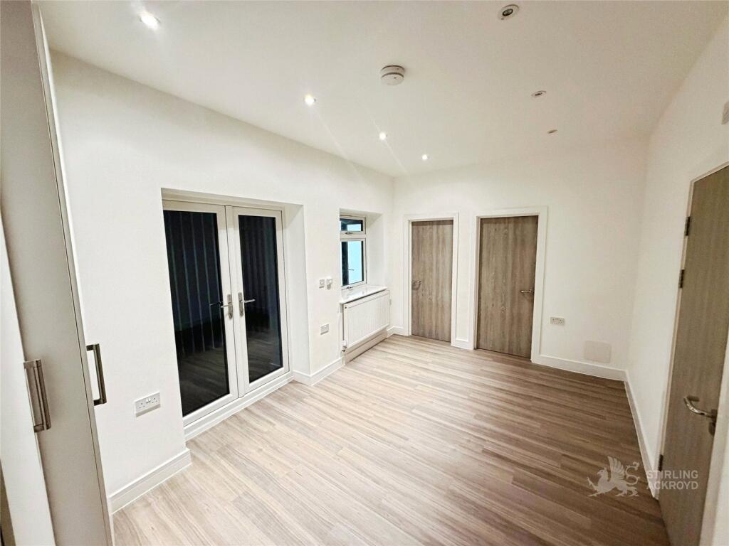 Main image of property: London Road, Croydon, CR0