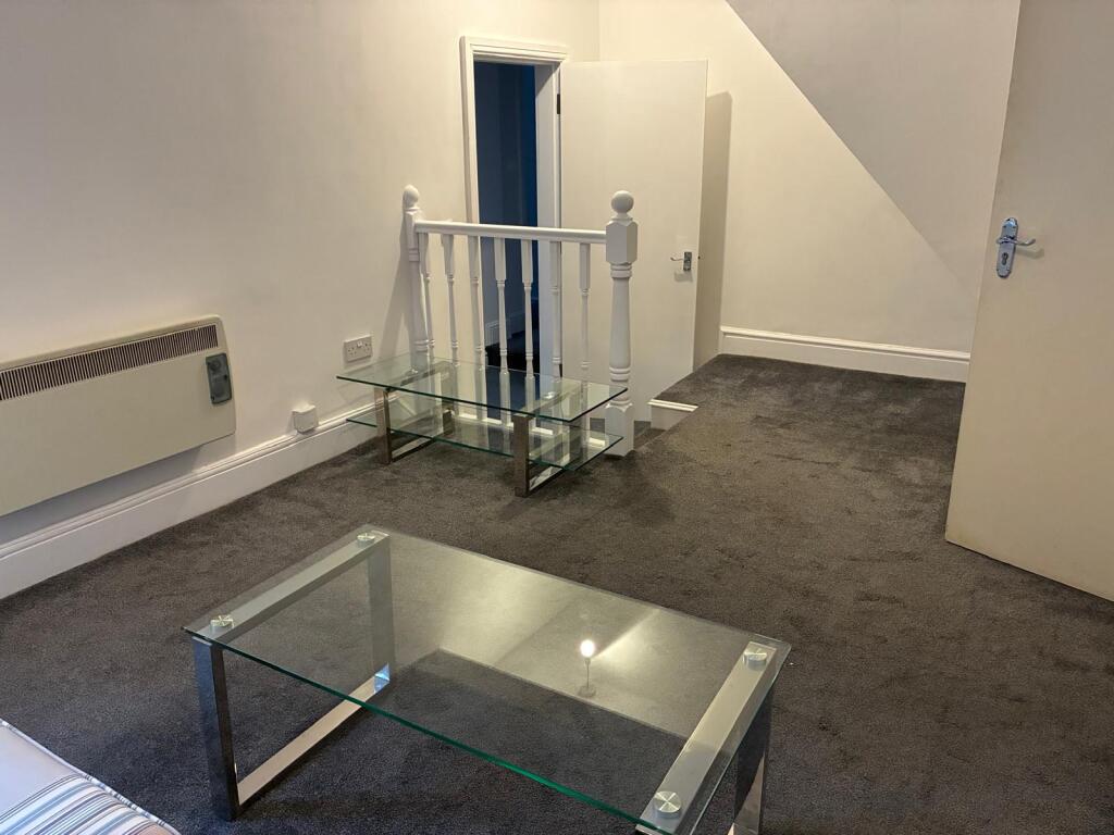 Apartment in Manchester, Greater Manchester - View 4