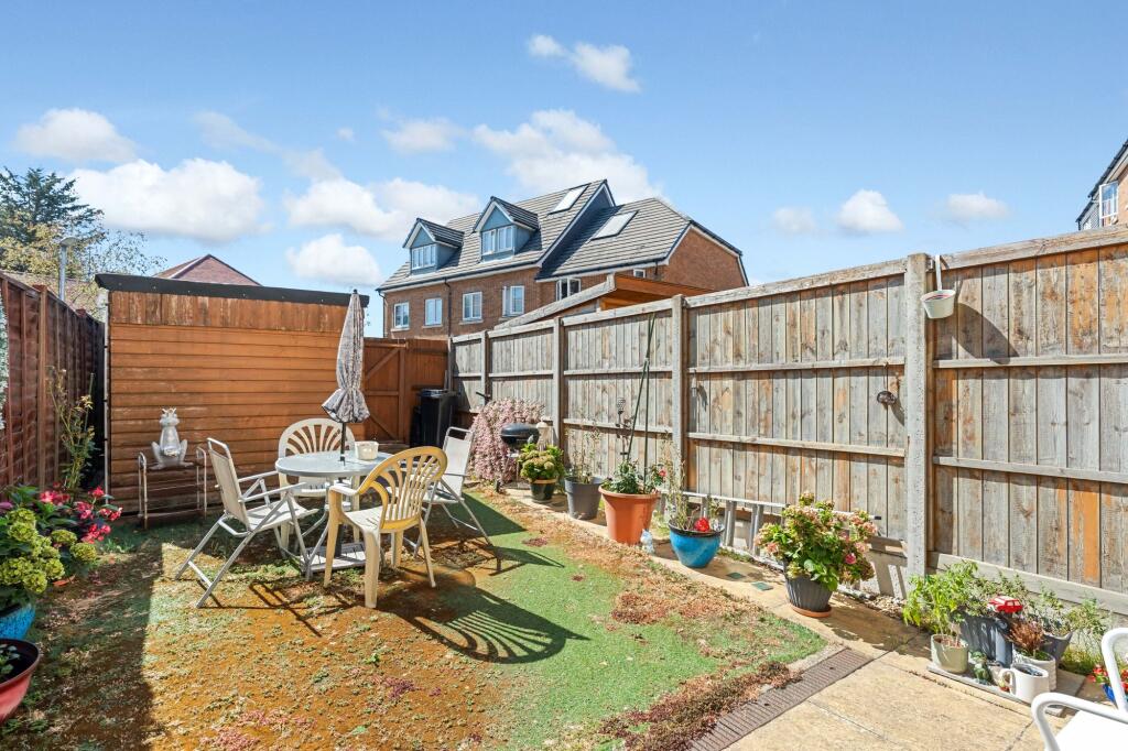 House in Kingston upon Thames - View 4