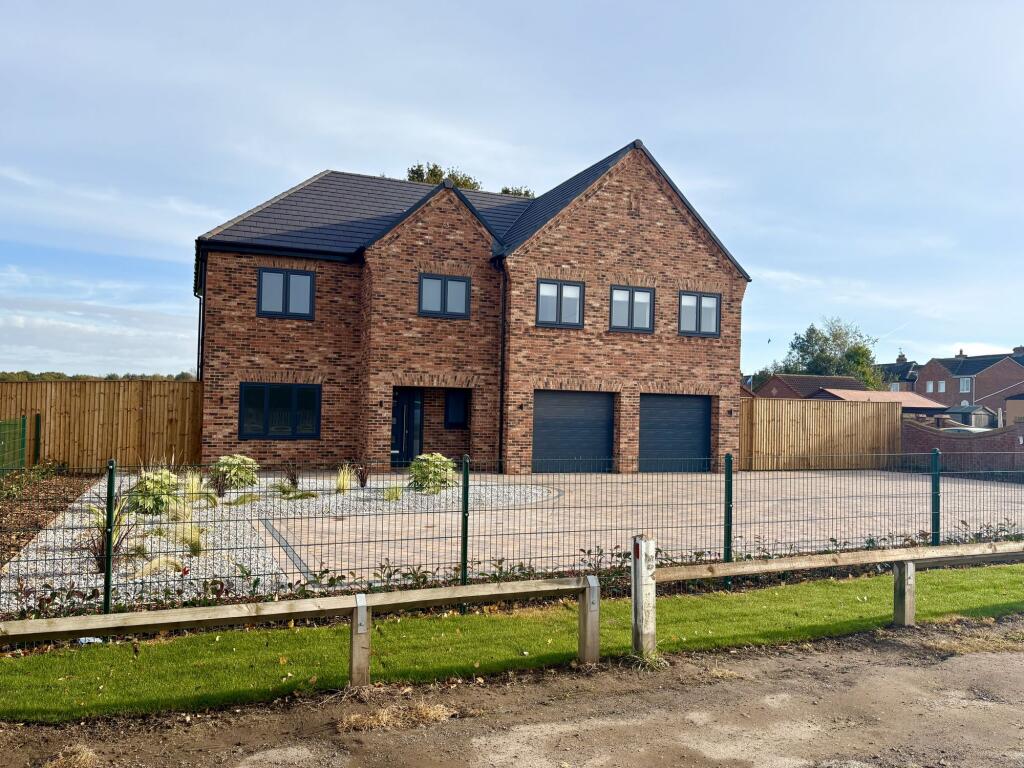 Main image of property: St. Marys Road, Dunsville, DN7