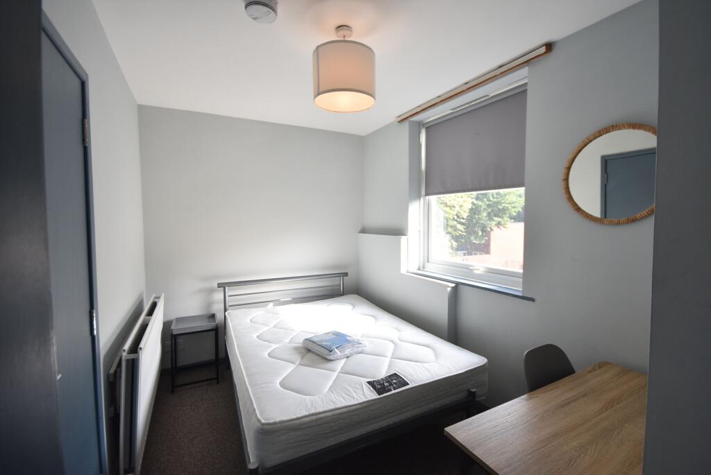 Apartment in Newcastle upon Tyne - More