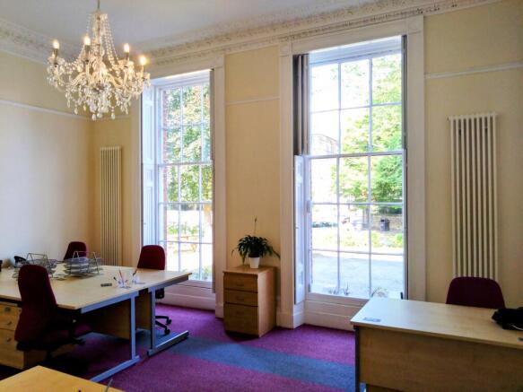 8/10 Person Office