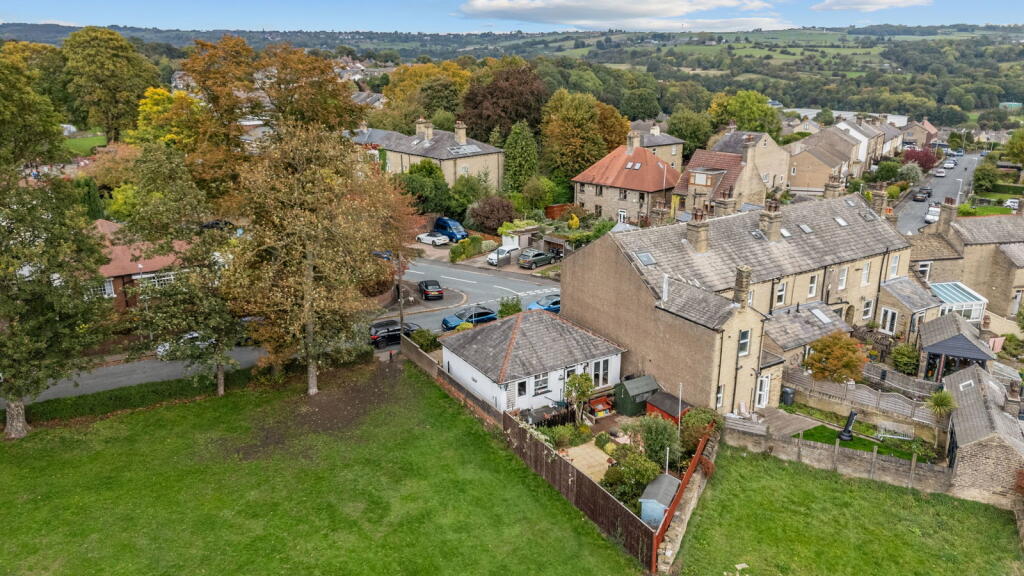 Garden Road, Brighouse, HD6 photo 2