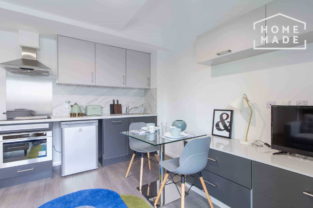 Apartment in Bath - View 4