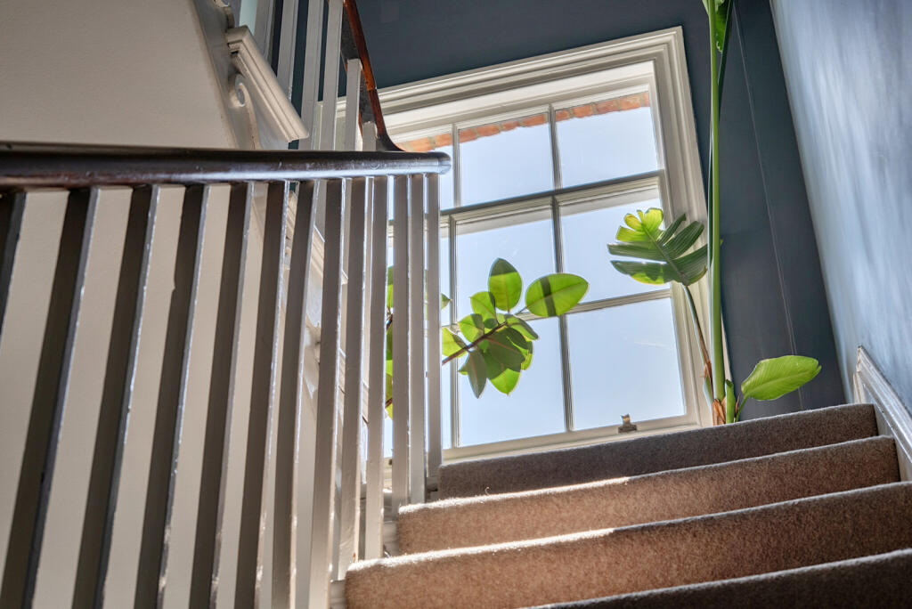 Abbots Walk, Reading, Berkshire, RG1 - View 5