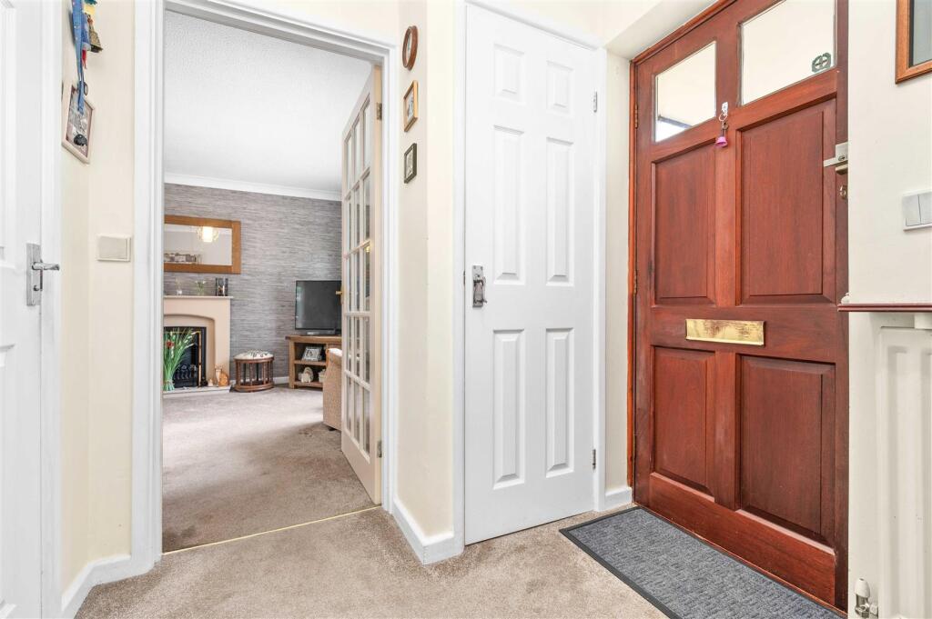 Additional image 8 of Yew Tree Gardens, Henley-In-Arden