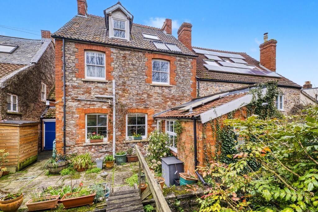 Additional image 30 of Townhouse, Southover, central Wells