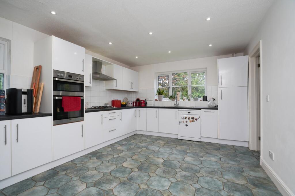 House in Warwick, Park Hill, Kenilworth - View 4