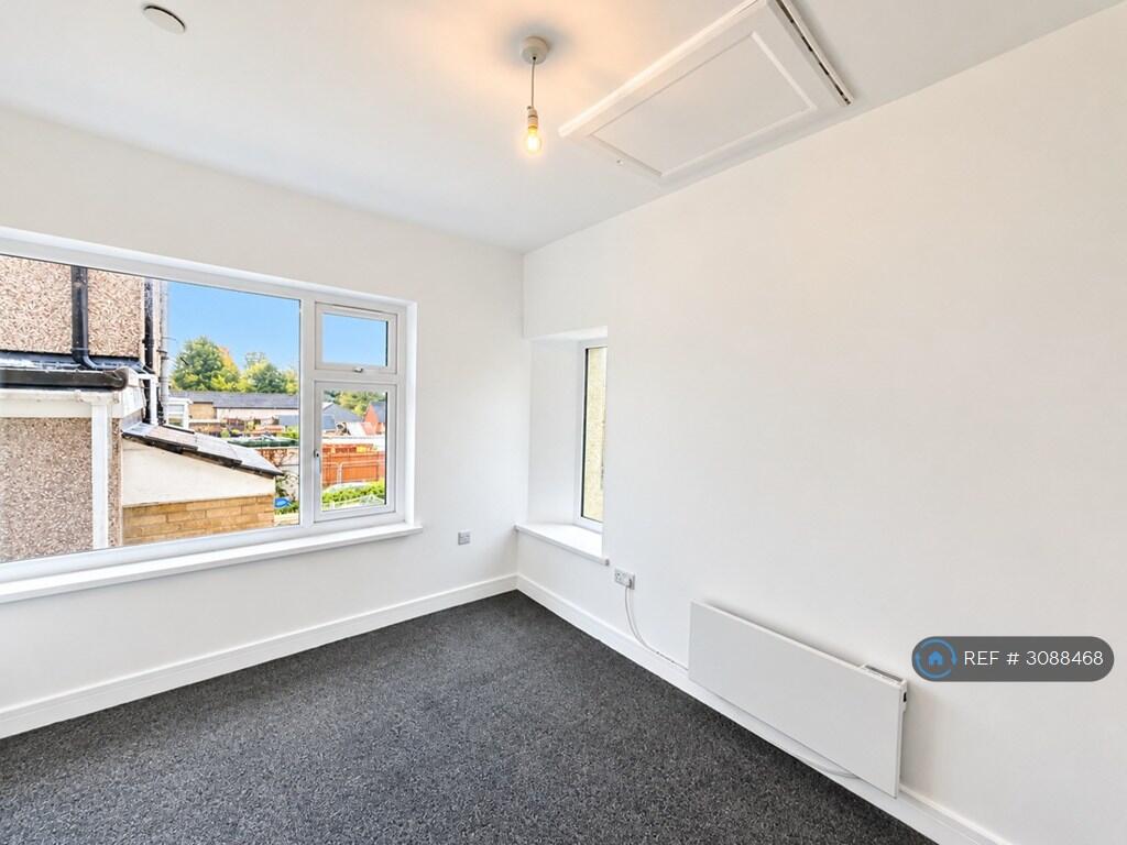 Apartment in Cardiff - More