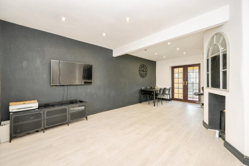 Additional image 2 of Kingsway, Kingsbury, Tamworth, Warwickshire, B78