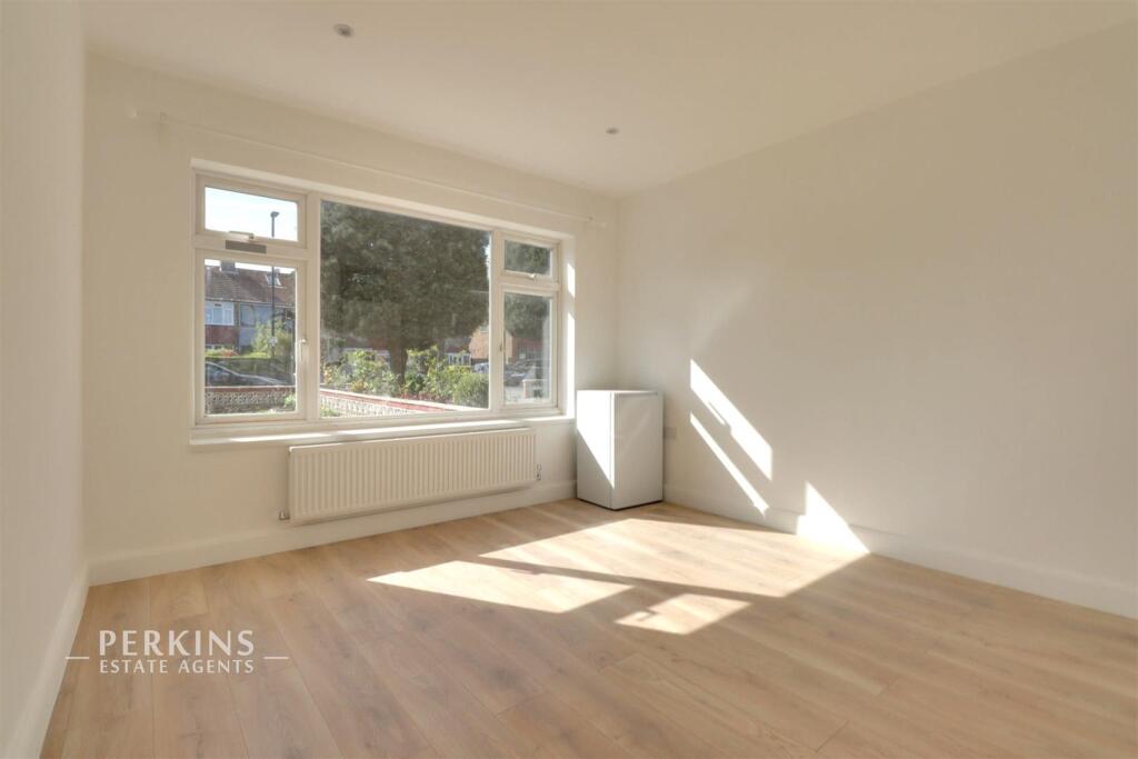 Main image of property: Perivale, UB6