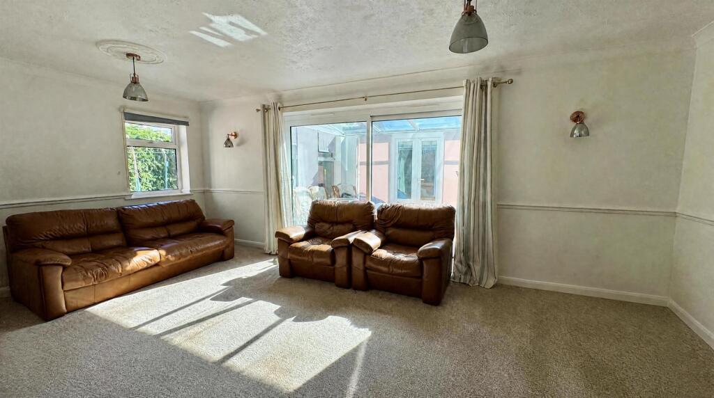 House in Harrogate, Harlow Hill - View 5