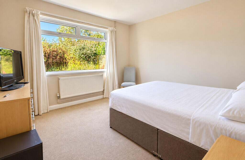House in Gosport, Hampshire - View 5